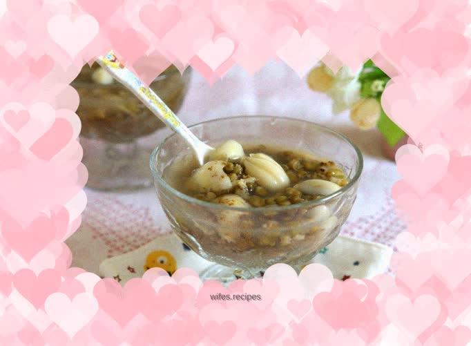 Mung bean and lily soup
