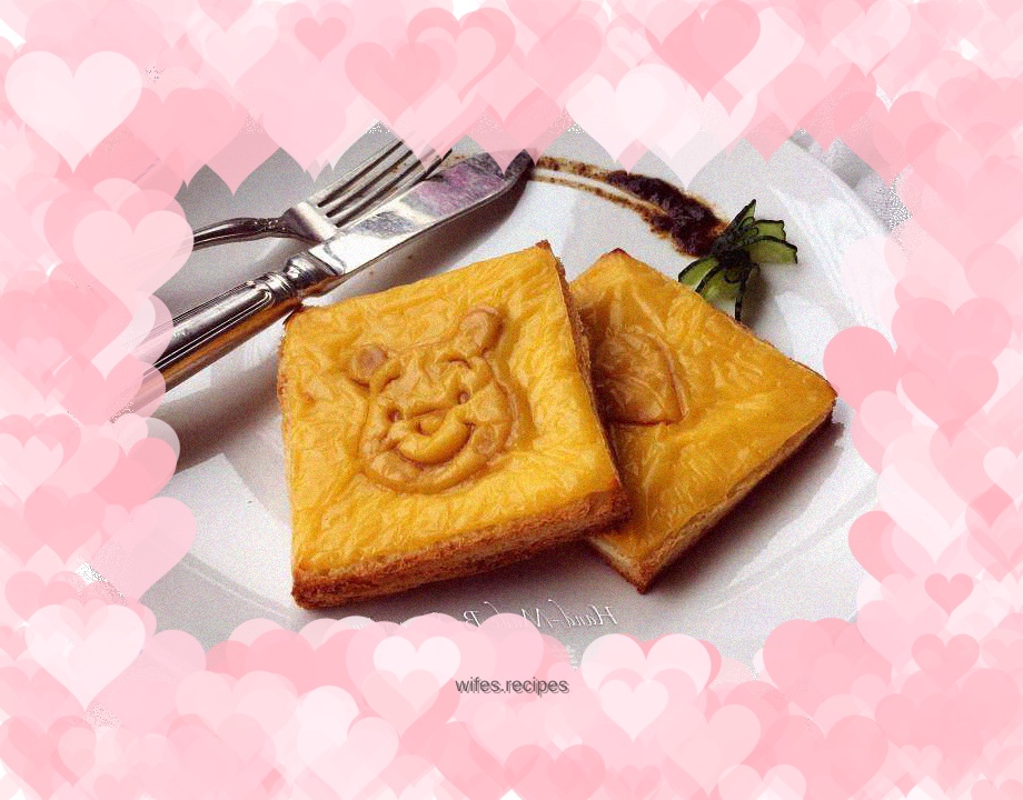 Cheese and ham toast