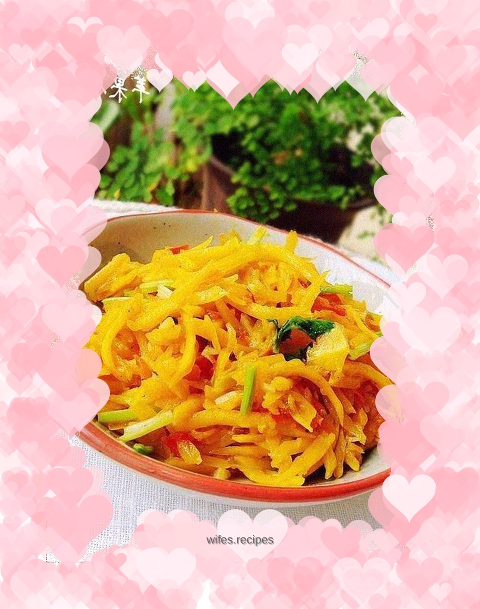 Shredded pumpkin with chopped pepper