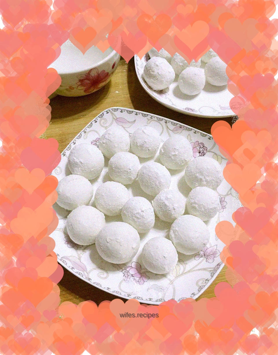Delicious glutinous rice balls