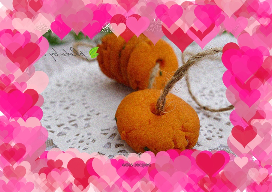 Golden Cheese Chive Rings