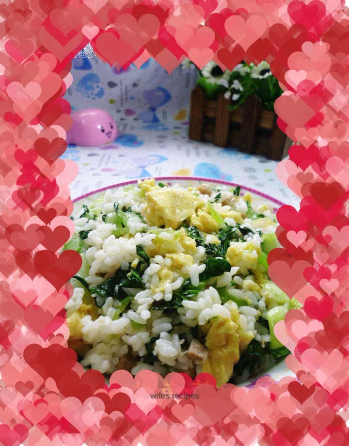 Fried rice with vegetables, meatballs and eggs