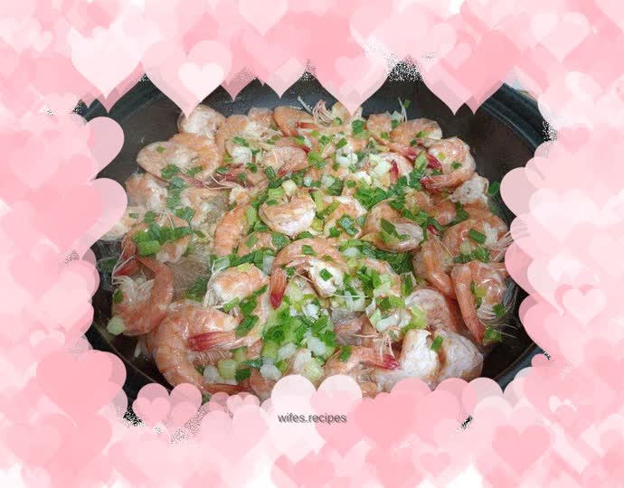 Garlic enoki mushroom, vermicelli and shrimp stew