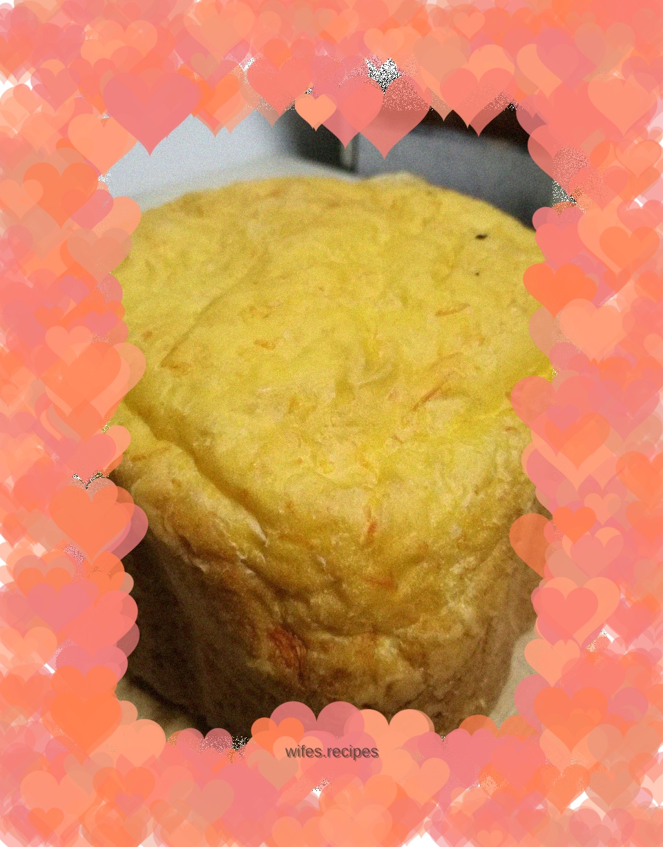 Bread machine version of carrot bread