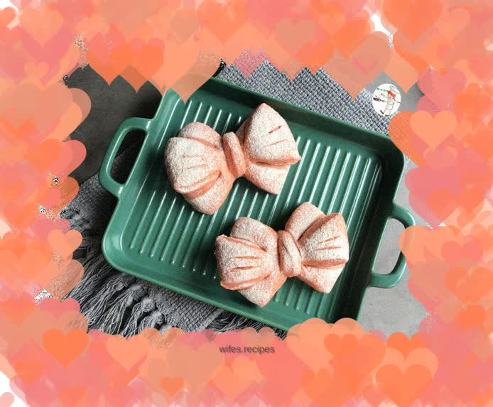 Dragon fruit ricotta bow bread