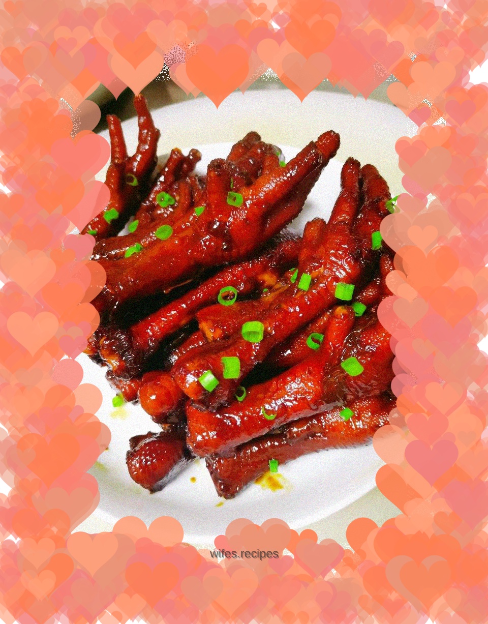 Braised chicken feet