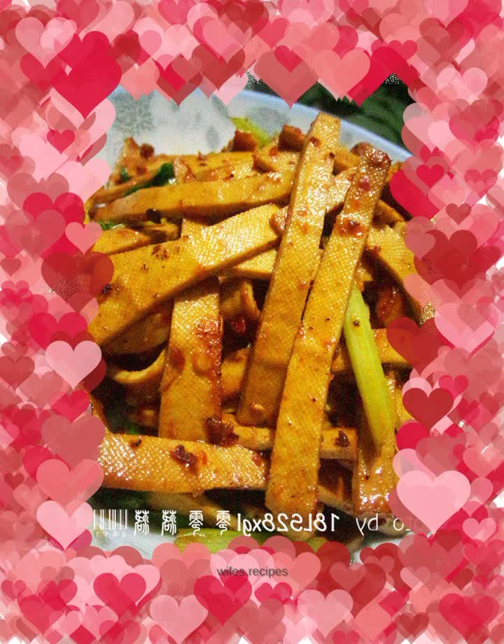Home-cooked dish: Fried pork slices with dried fragrant seeds