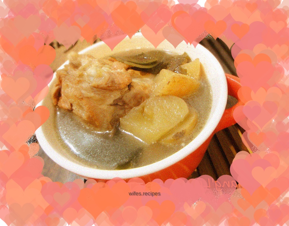 Kelp Apple Pork Bone Soup