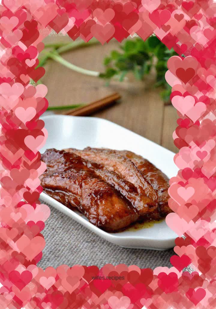 Roasted pork with barbecued pork sauce