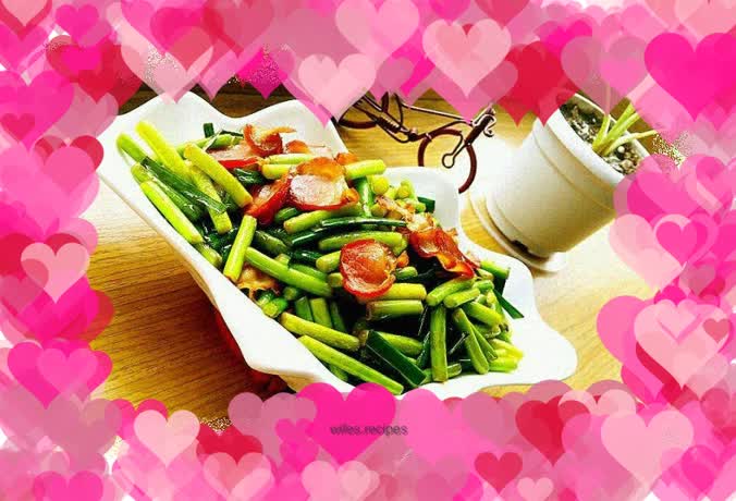 Garlic sprouts bacon