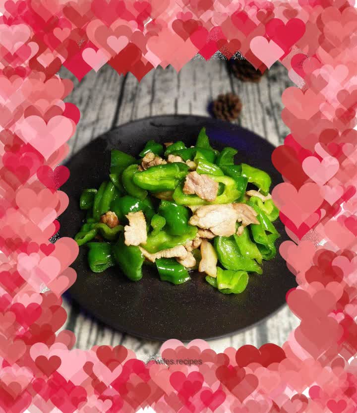 Fried pork with green pepper