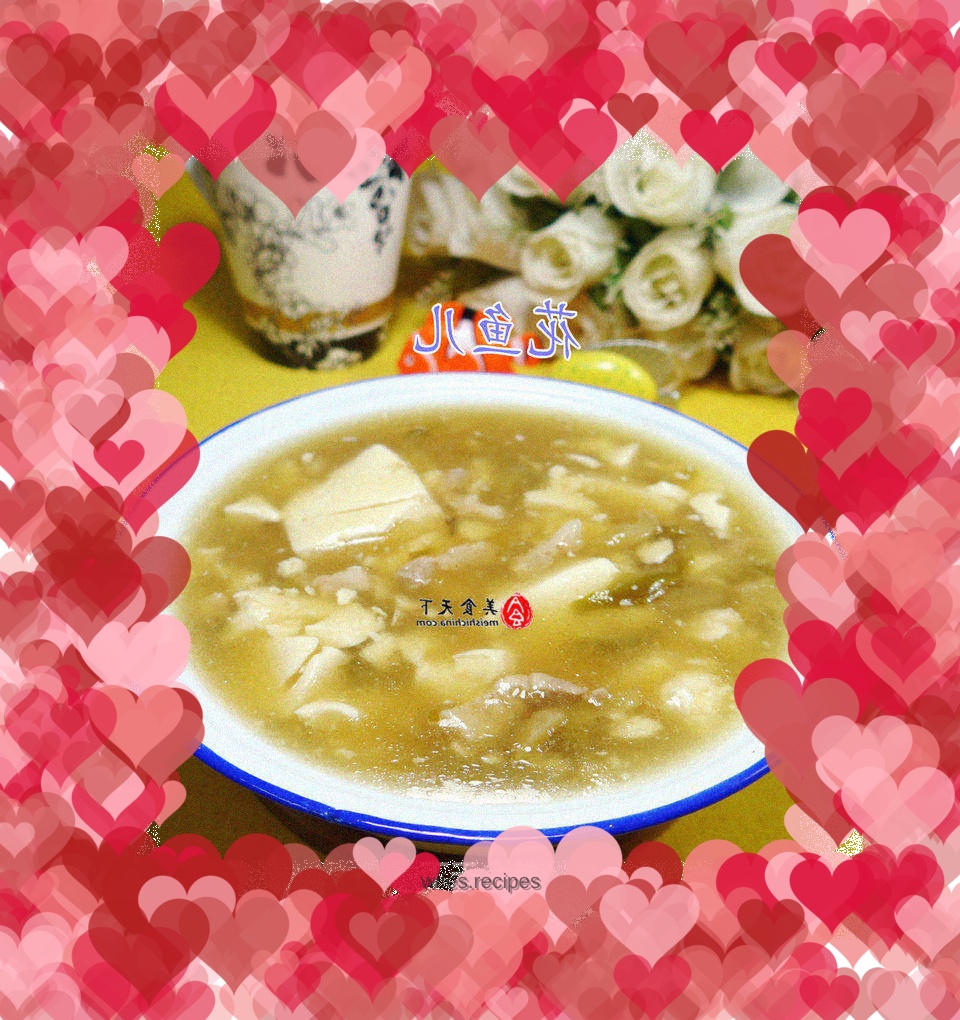 Mustard shredded pork belly and tofu soup