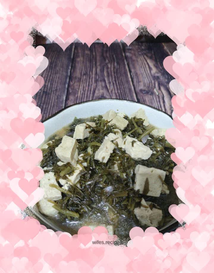 Frozen tofu stewed with potherb