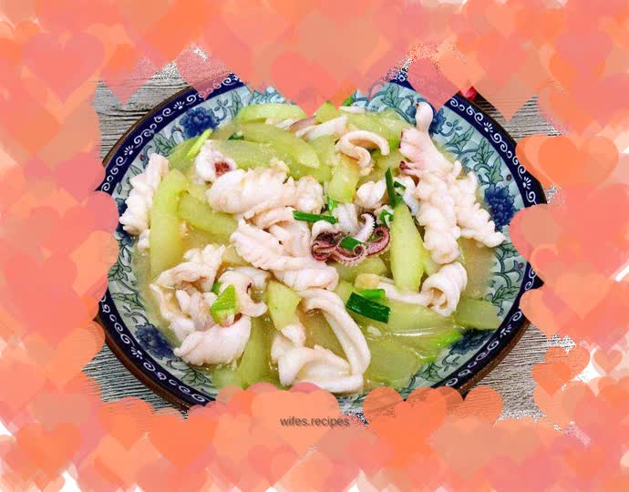 Fried squid with cucumber