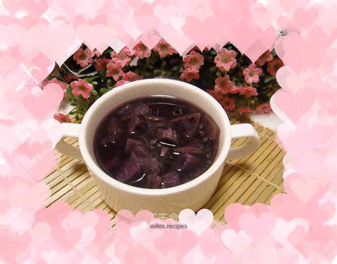 Purple sweet potato and purple rice porridge