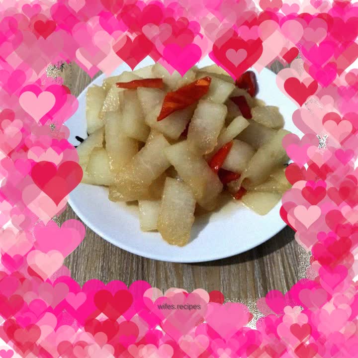 Stir-fried winter melon with red pepper