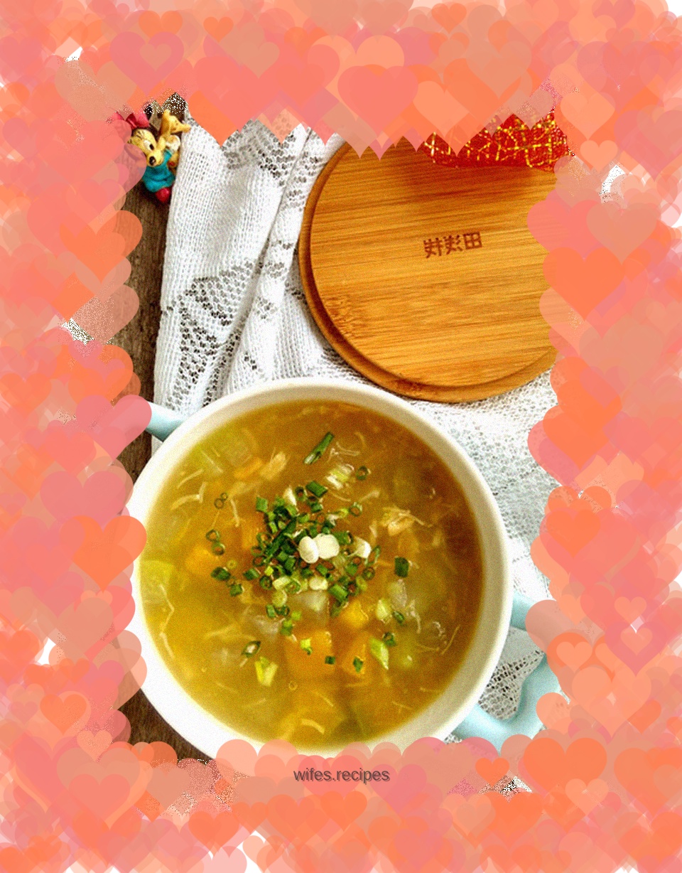 Three melons, scallops and soup