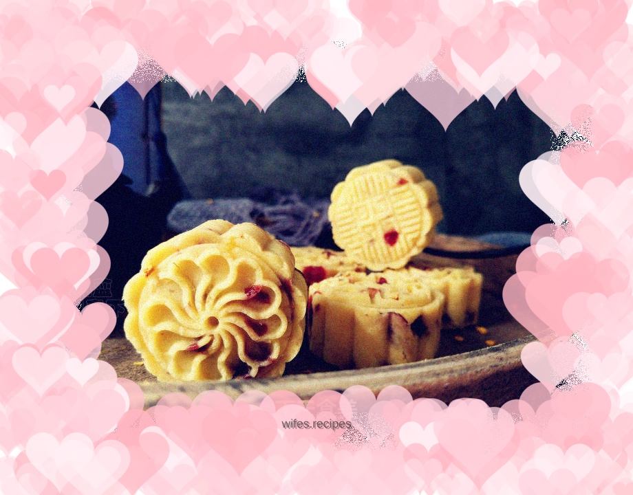 Low sugar and low oil version of mung bean cake