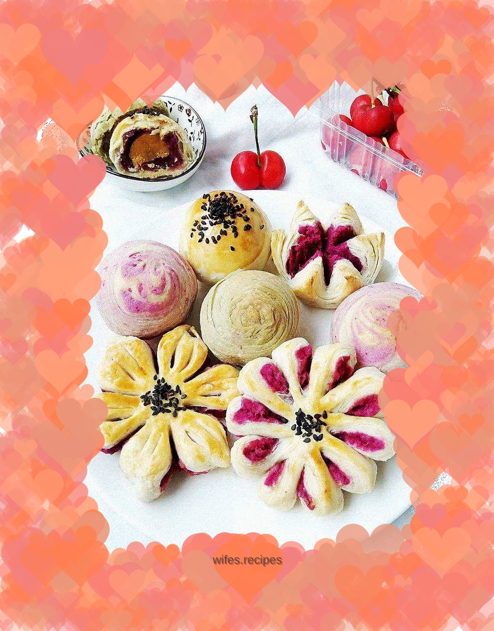 Three-color Chinese pastry