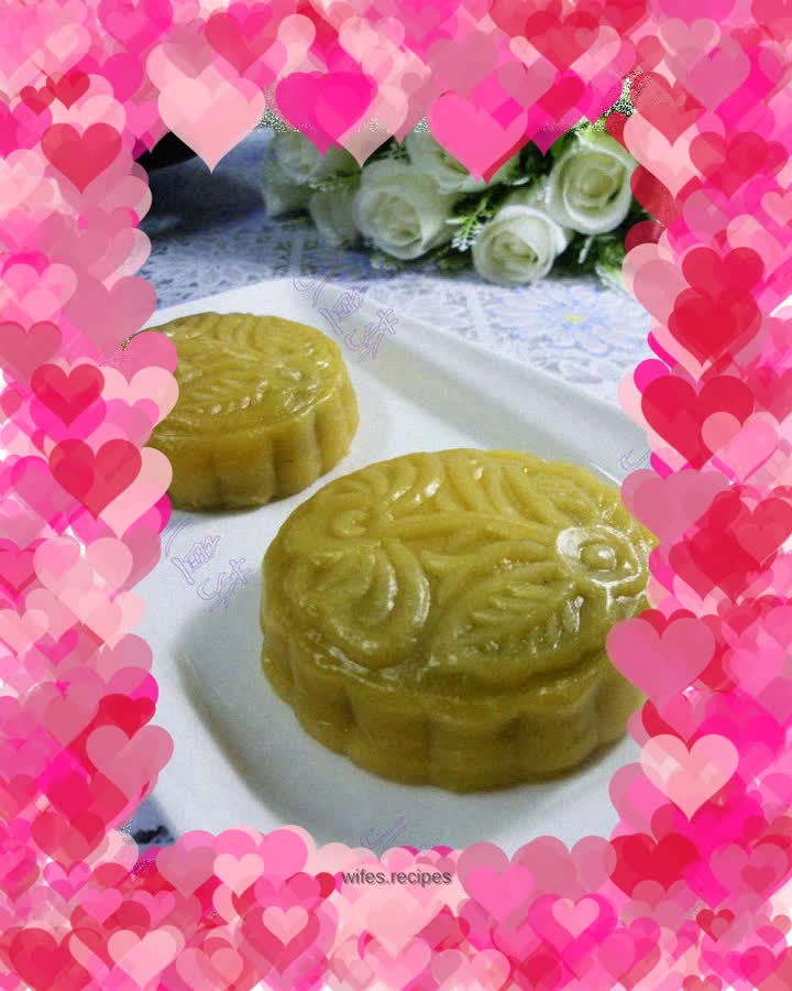 Red bean stuffed corn cake