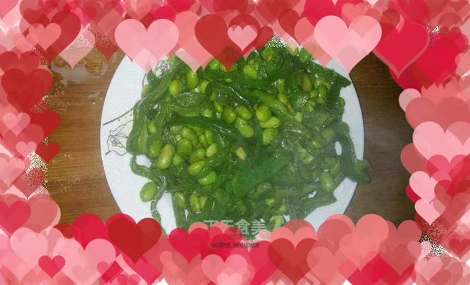 Stir-fried edamame with green pepper