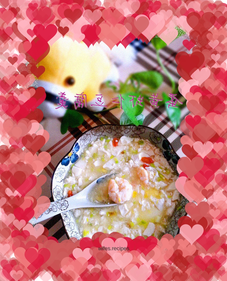 Egg yolk shrimp and tofu soup