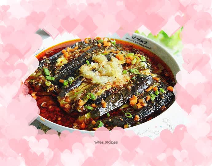 Spicy and sour purple eggplant