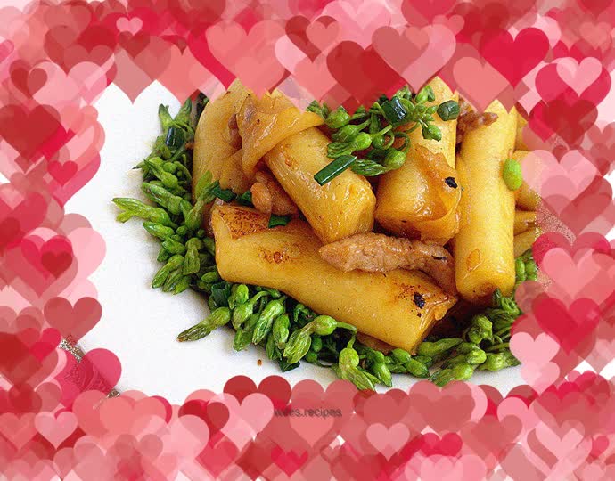 Fried rice rolls with orchid meat slices