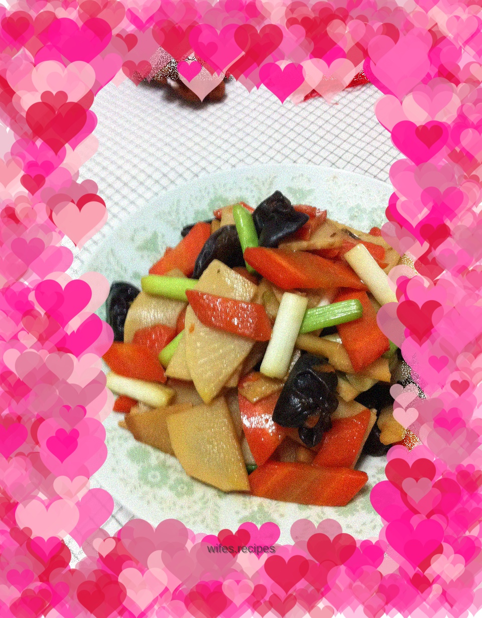 Stir-fried Bamboo Shoots with Carrots