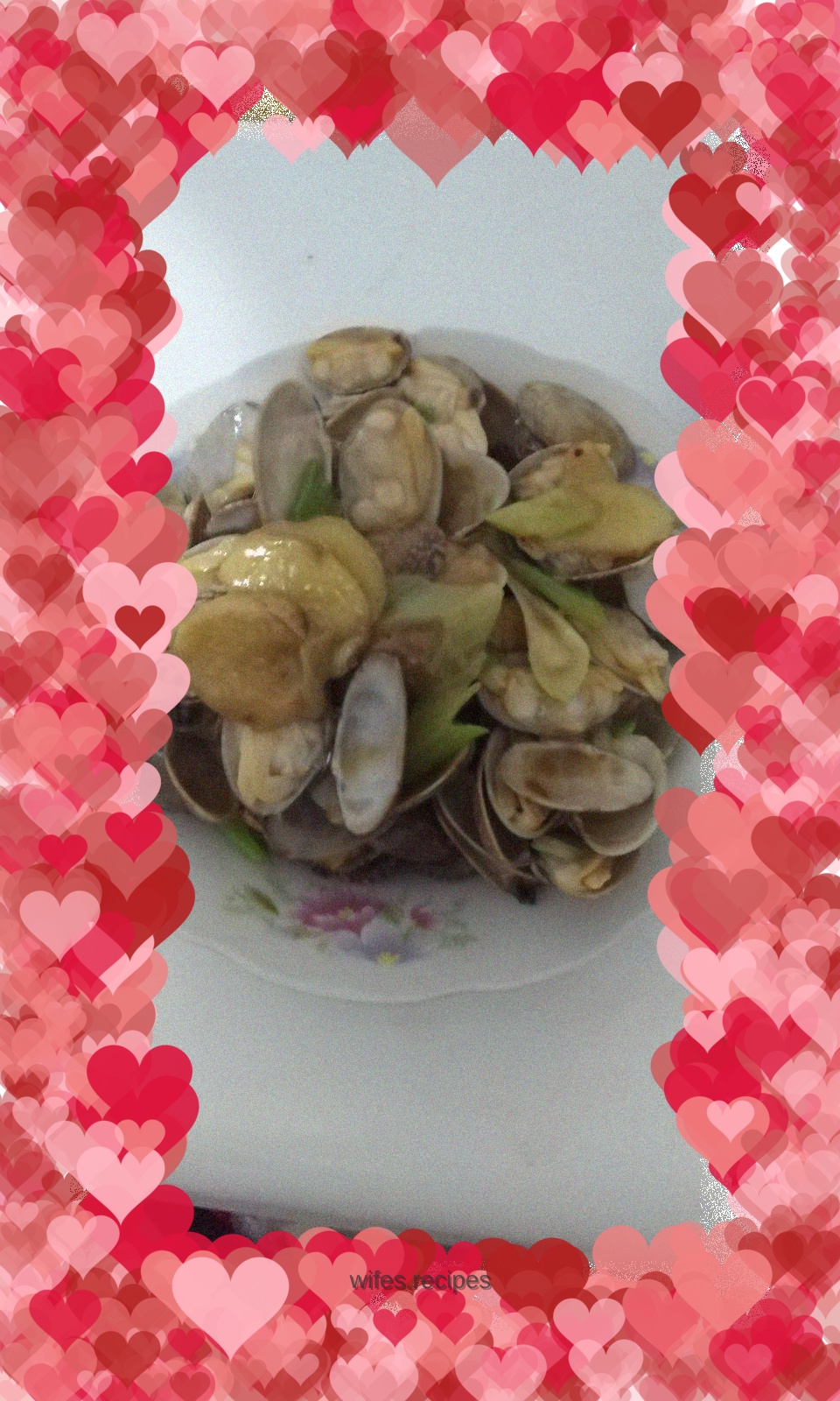 Stir-fried clams with ginger and green onion