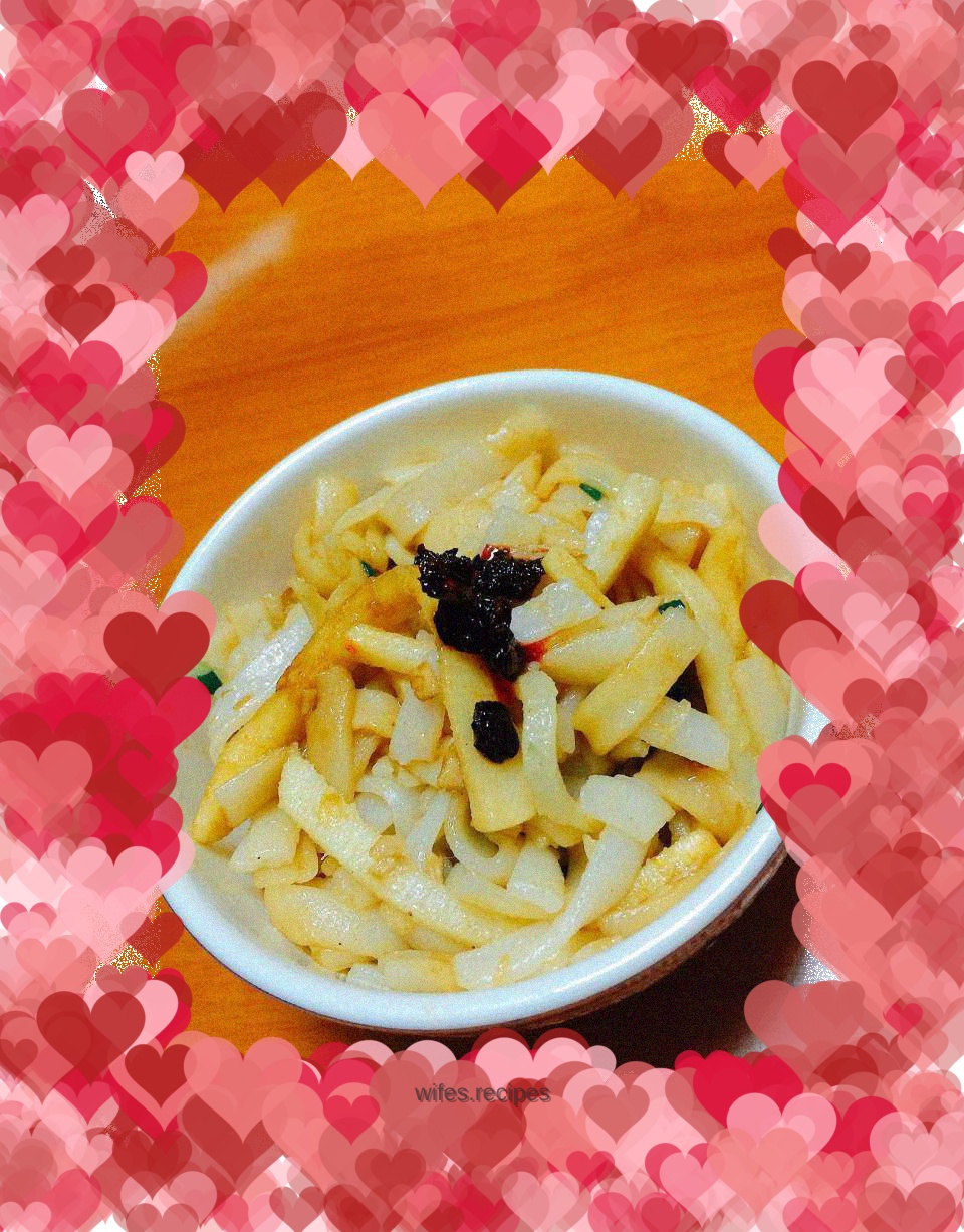 Fried Kway Teow with Bamboo Shoots