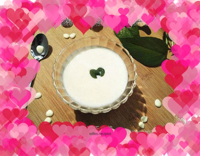 Apple Almond Milkshake