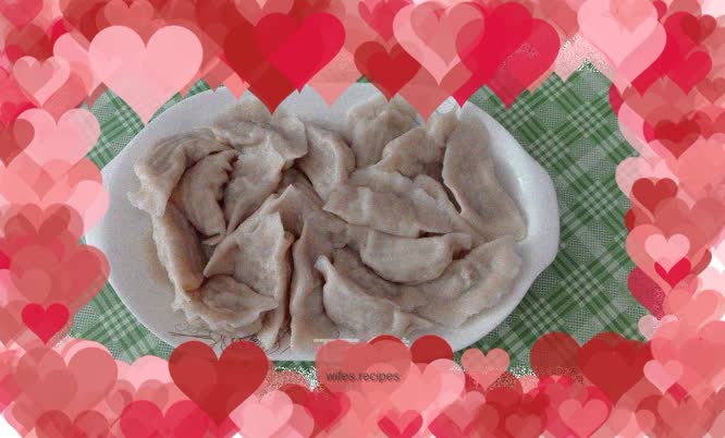Dumplings stuffed with cabbage, celery and pork