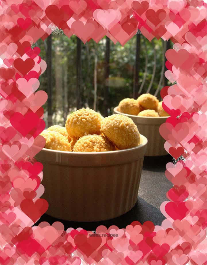 Egg yolk and coconut balls