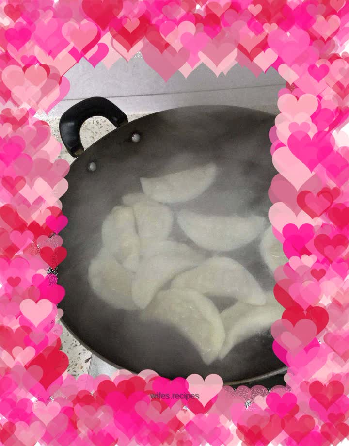 Pork, cabbage and mushroom dumplings