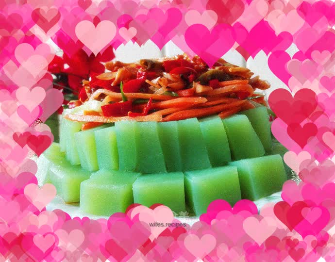 Cucumber juice and pea jelly