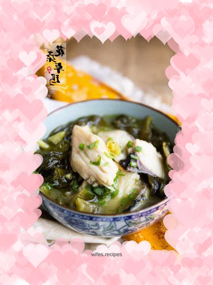 A spicy and sour appetizer that excites your taste buds - pickled fish with pickled peppers