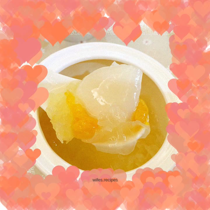 Braised white fungus with mango and coconut milk