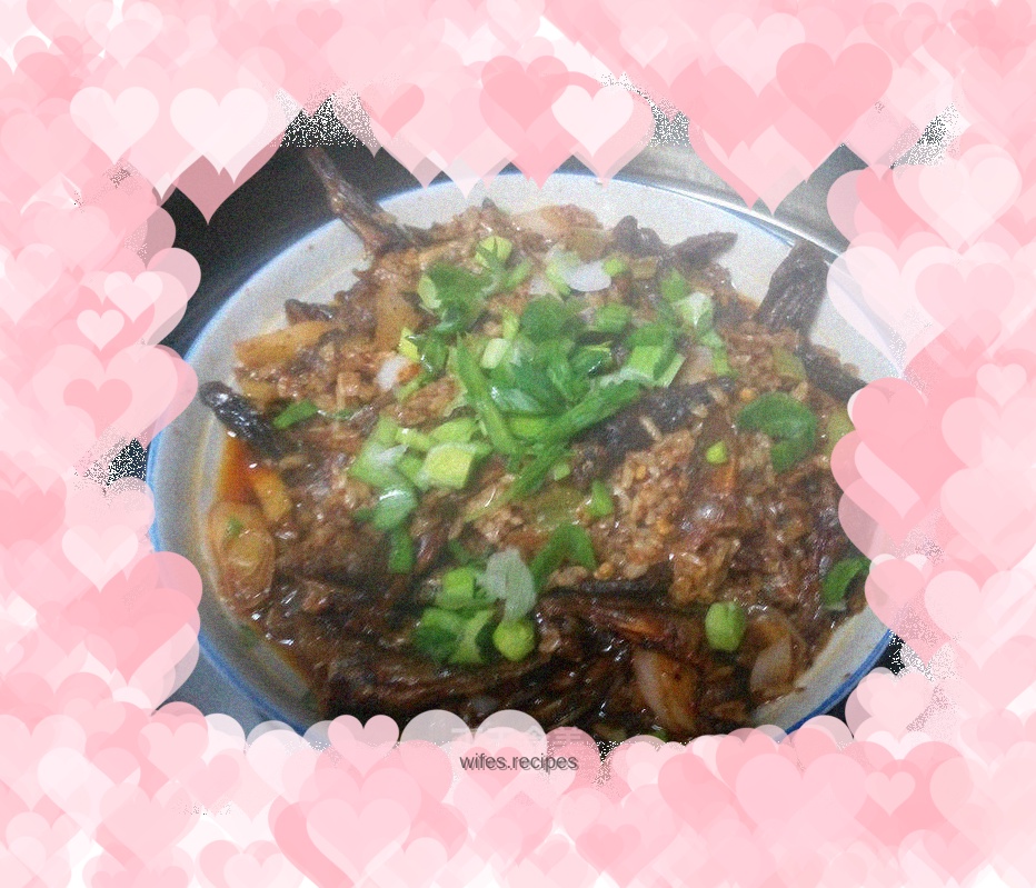 Hunan sweet wine lees steamed dried fish larvae