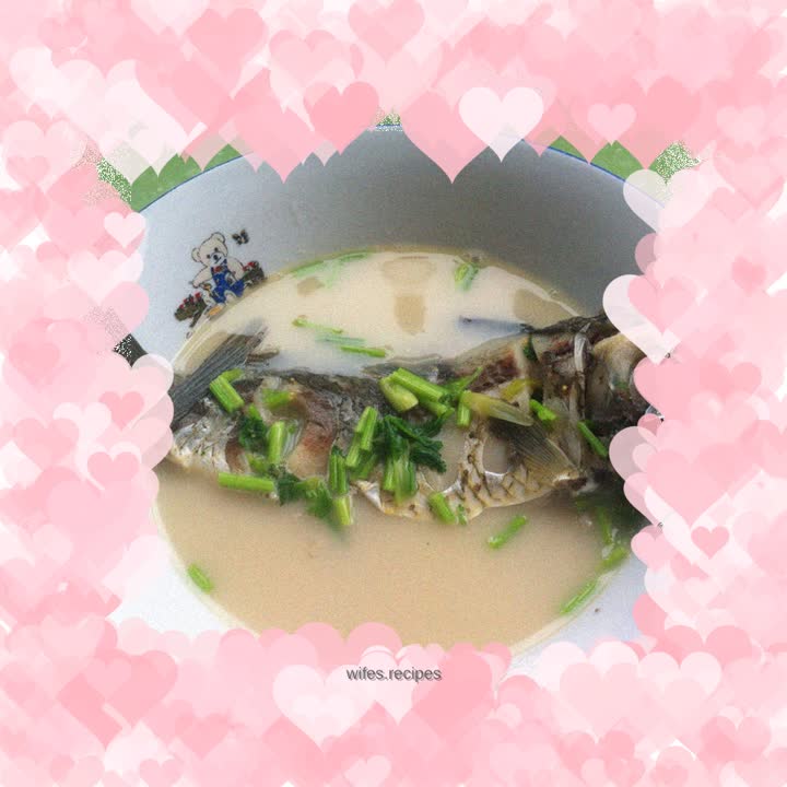 Crucian carp soup