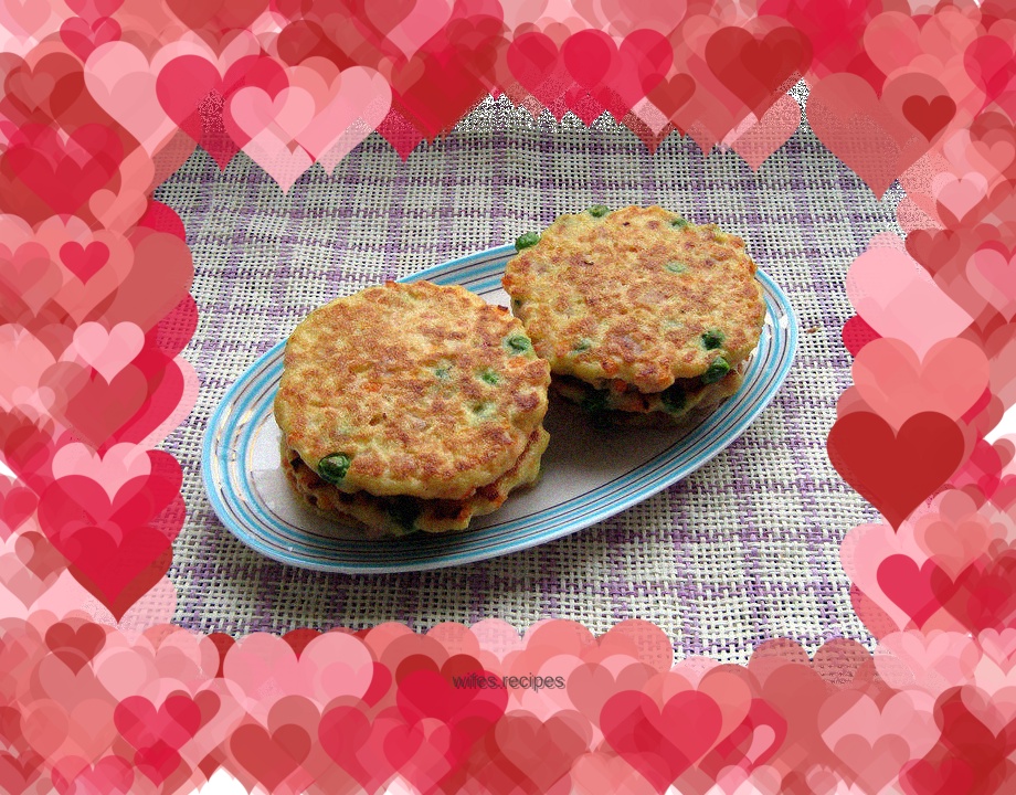 Small pancakes with bean dregs - all-purpose breakfast pancakes