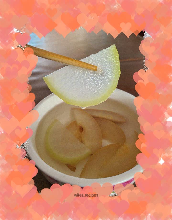 White radish and pear water