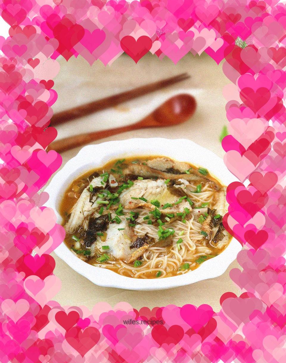 【Shanghai】Sauerkraut and Yellow Fish Noodles