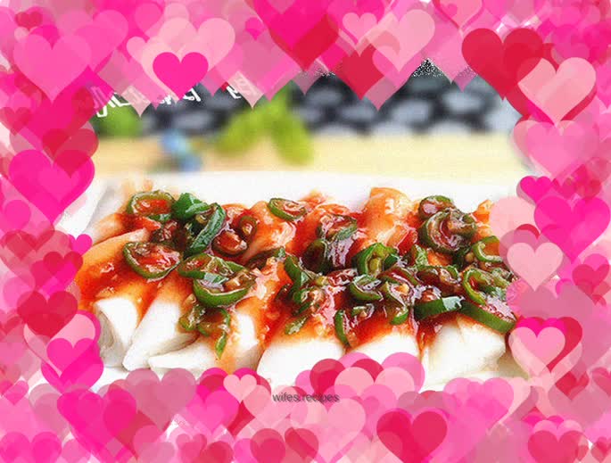 Spicy and sour pork cheong fun