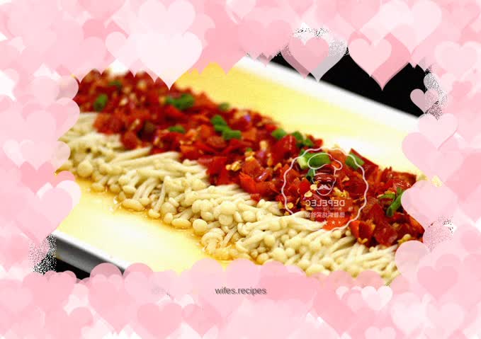 Steamed Enoki Mushrooms with Chopped Pepper