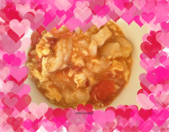 Tomato, egg, noodle and fish soup