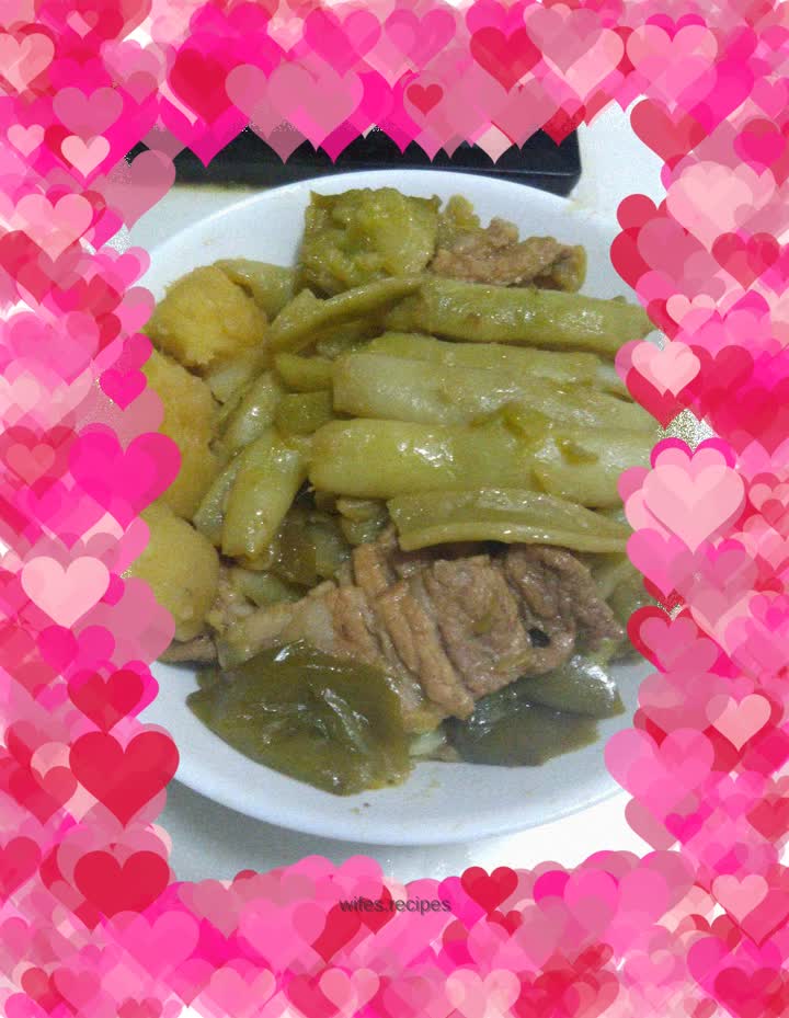 Home stewed three delicacies