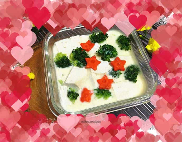 Steamed Egg with Broccoli and Tofu