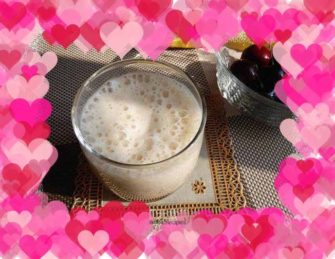 Banana milkshake