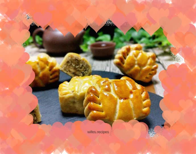 Five-nut mooncake